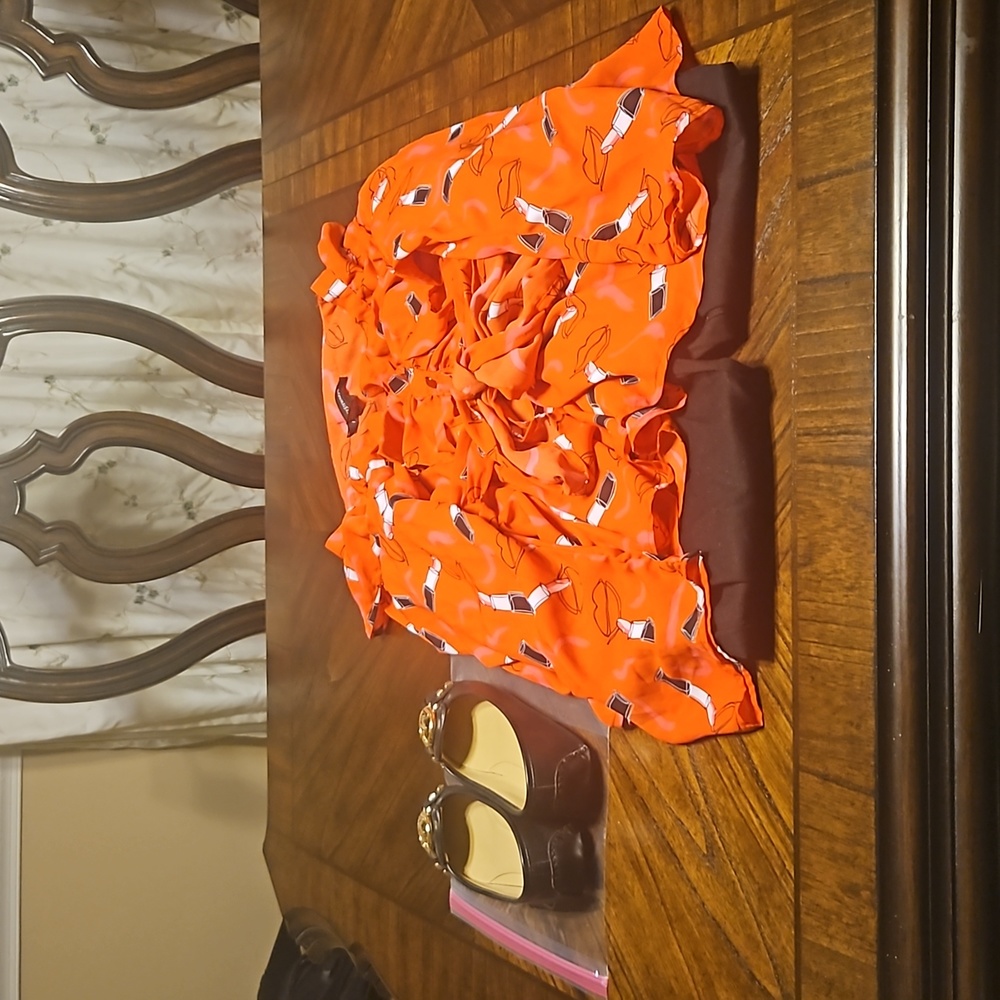 💖  5/15.00 BLACK  FRIDAY  SALE Ashley  Stewart Lipstick  Blouse  💖